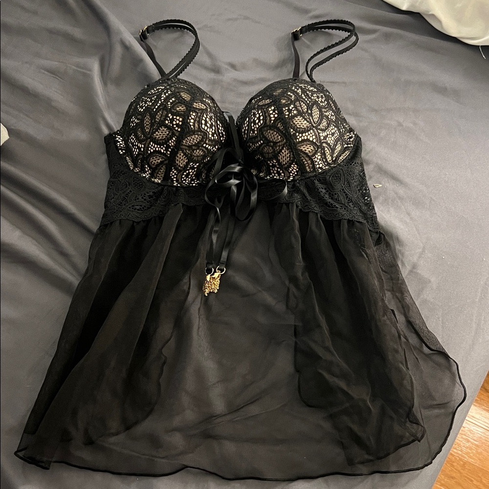 Victoria’s Secret Elegant Black Lace Babydoll Lingerie